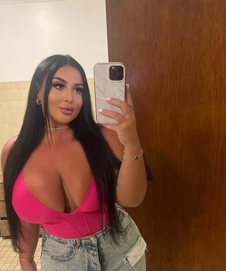 Nahá fotka uniklých OnlyFans od Maria Luisa