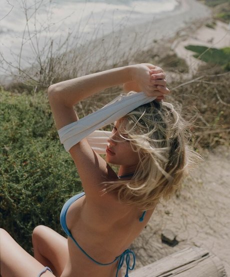 Charlotte Mckinney  nude leaked OnlyFans photo