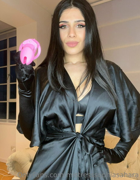 Mistresssophiasahara