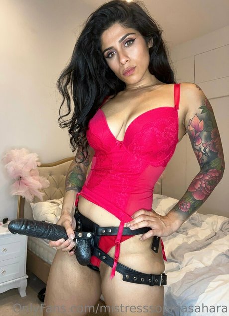 Mistresssophiasahara