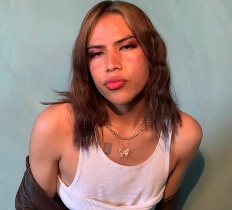 Nahá fotka uniklých OnlyFans od Lilith Moreno