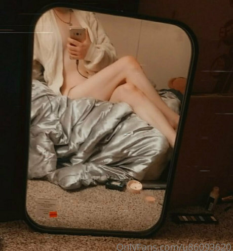 Nahá fotka uniklých OnlyFans od Abbierosery