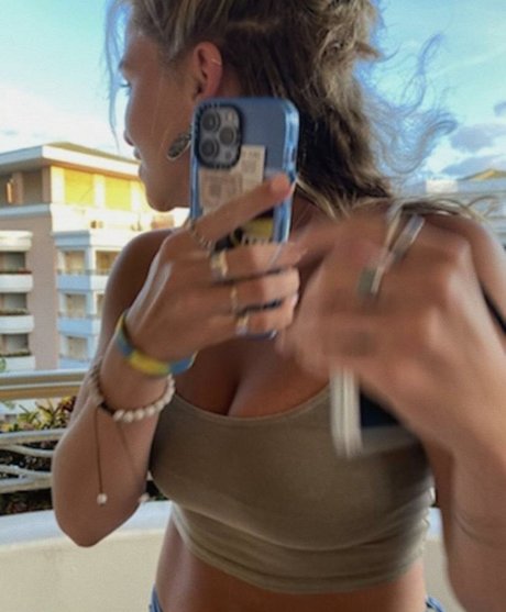 Andreaposnerrr