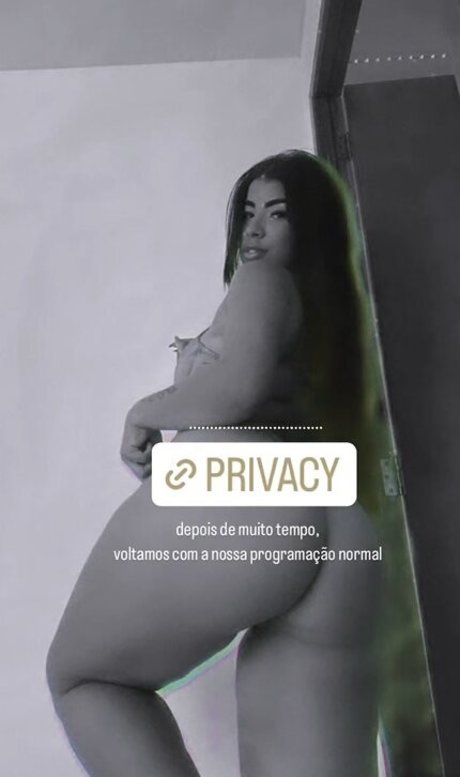 Naken läckt OnlyFans-bild av Lisandra Bonatti