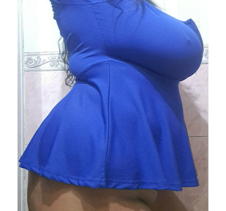 Nahá fotka uniklých OnlyFans od Curvylatinakay1