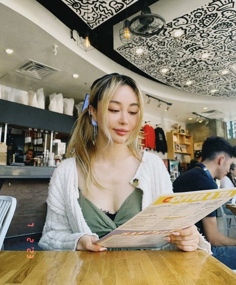 Nacktes geleaktes OnlyFans-Foto von Wengie