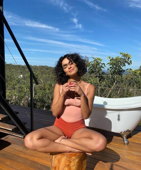 Giovana Cordeiro
