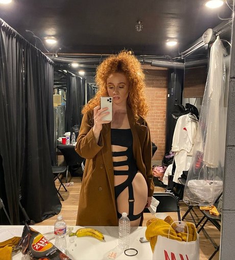 Foto di nudo di fuga di OnlyFans di Sammypicone