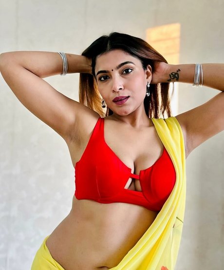 Naken lekkede OnlyFans-bilde av Tanya Chaudhari