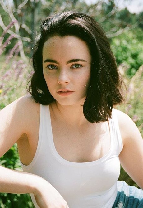 Naken lekkede OnlyFans-bilde av Freya Tingley