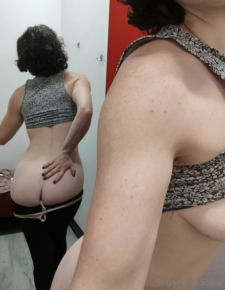 Naken lekkede OnlyFans-bilde av Spicysugarvip