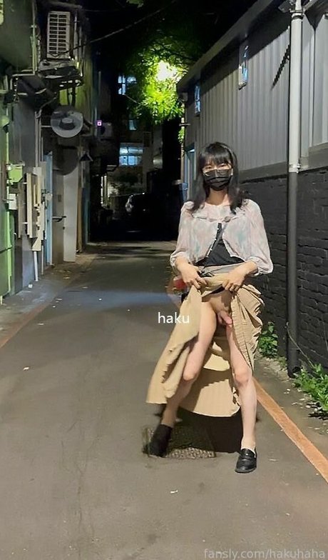 Naken lekkede OnlyFans-bilde av Hakuhaha