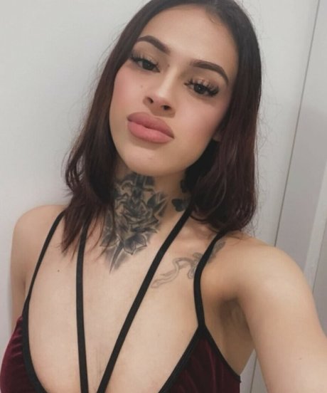 Naken lekkede OnlyFans-bilde av Flaka22z