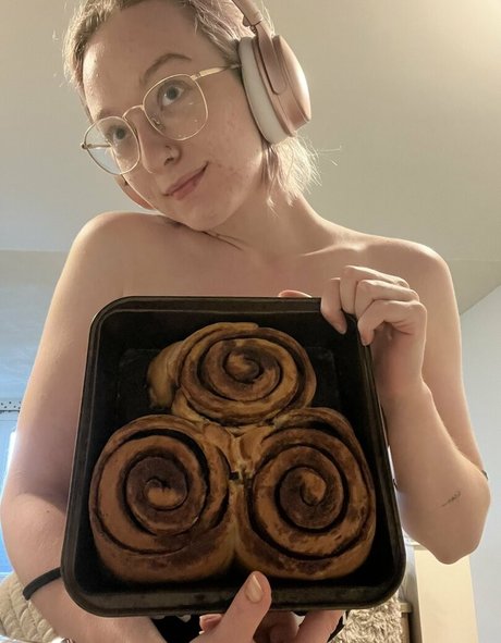 Naken läckt OnlyFans-bild av Lavender Kate