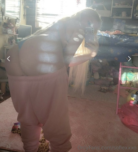 Nahá fotka uniklých OnlyFans od Sofiexxxo