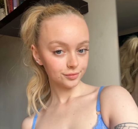 Nacktes geleaktes OnlyFans-Foto von Palelittlelad