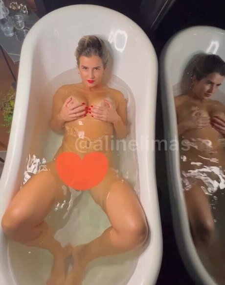 Foto nua vazada do OnlyFans de Aline Limas