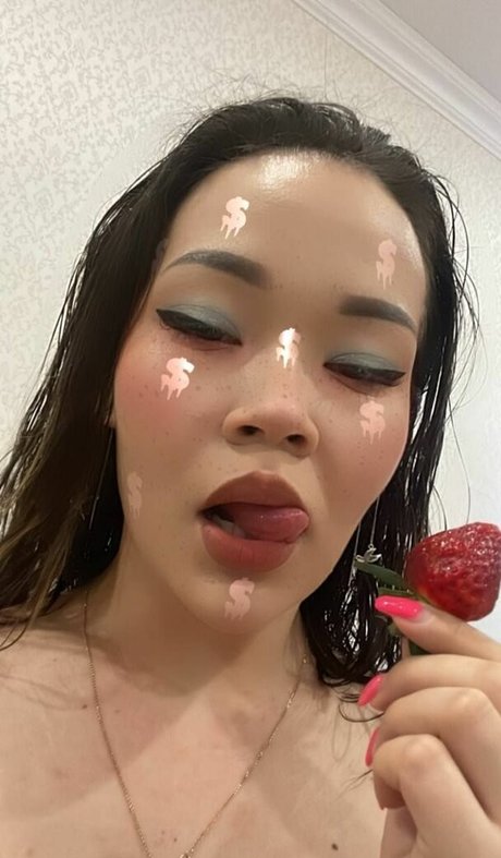 Alasti lekkinud OnlyFans-i pilt Evaflower