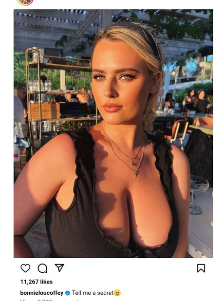Bonnielou Coffey OnlyFans 유출 누드 사진