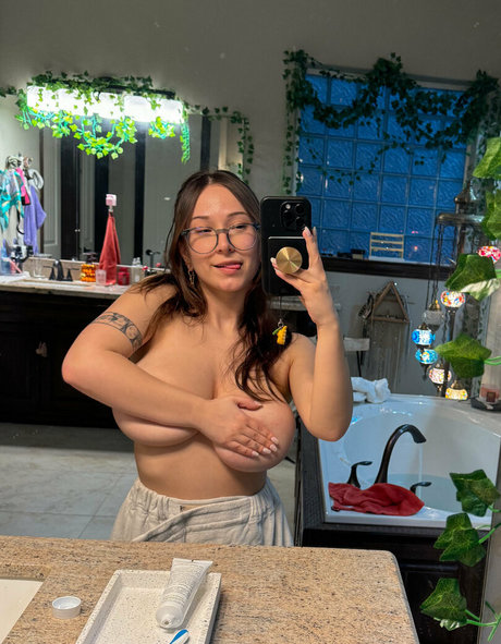 Bigtittygothegg