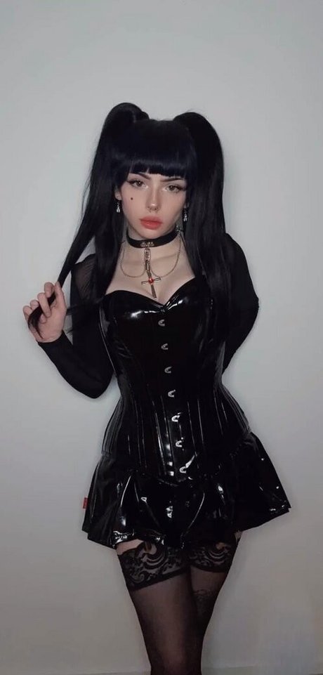 Naken lekkede OnlyFans-bilde av Emma Langevin