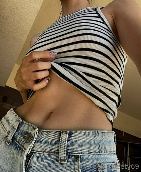 Karinasweety69 OnlyFans