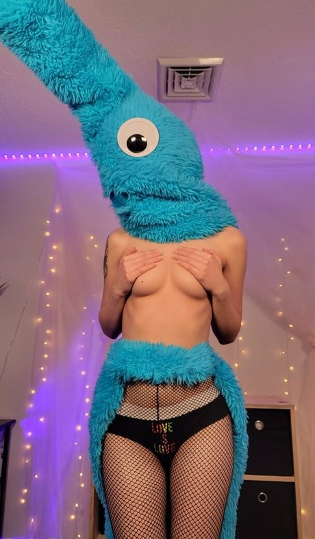 Обнаженная фотография утечки OnlyFans от Mushroomnymphfree