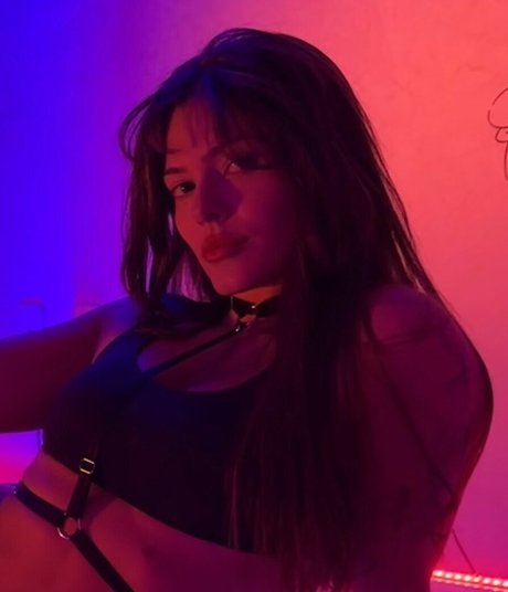 Alasti lekkinud OnlyFans-i pilt Angeldanceroficial