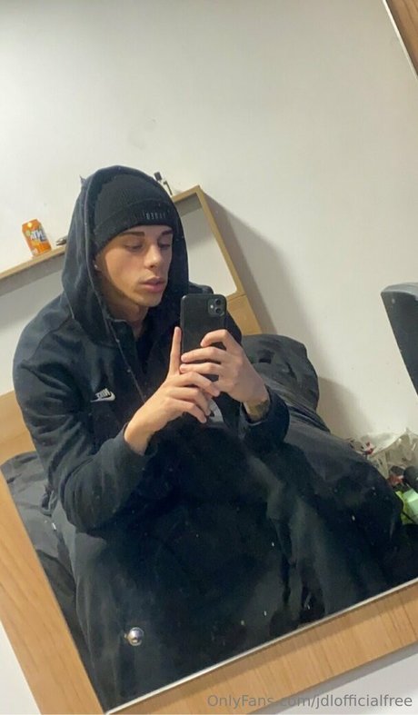 Naken läckt OnlyFans-bild av Jdlofficialfree