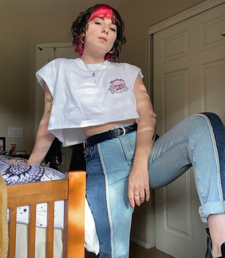 Naken lekkede OnlyFans-bilde av Rooster Teeth