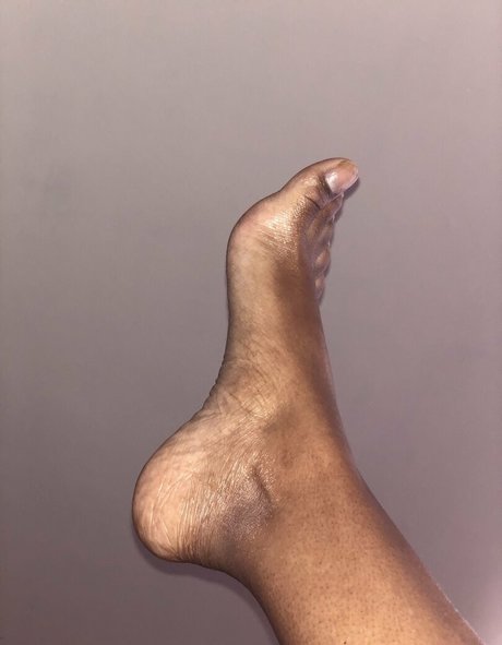Toeswithkay2