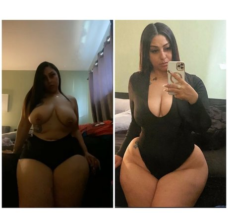 Naken lekkede OnlyFans-bilde av Belleeminx