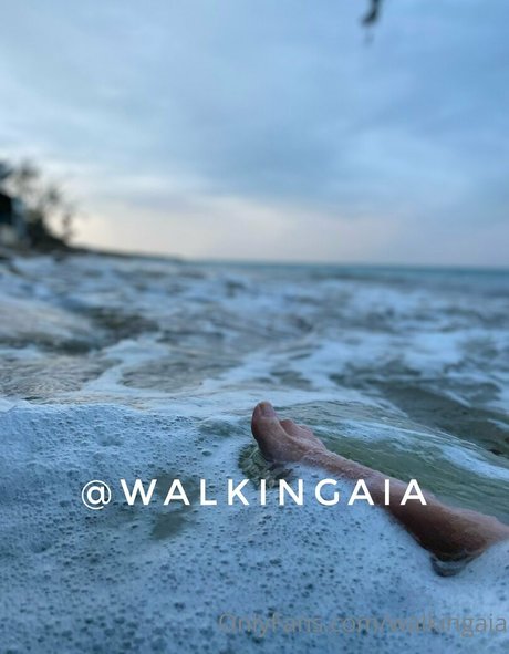 Nahá fotka uniklých OnlyFans od Walkingaia