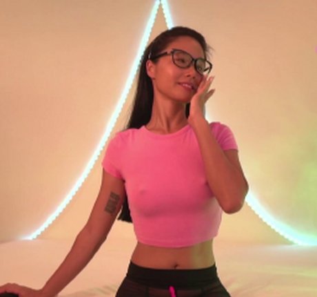 Naken lekkede OnlyFans-bilde av Lillilly