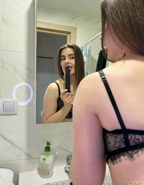 Nahá fotka uniklých OnlyFans od Loralove69