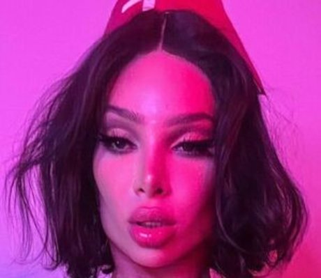 Naakte gelekte OnlyFans-foto van Mistressssmel