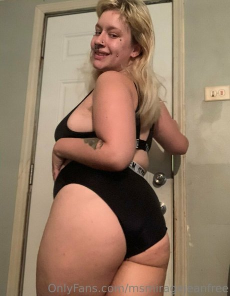 Nacktes geleaktes OnlyFans-Foto von Msmiragejeanfree
