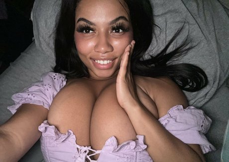 Nøgent lækket OnlyFans-billede af Lailathebrat
