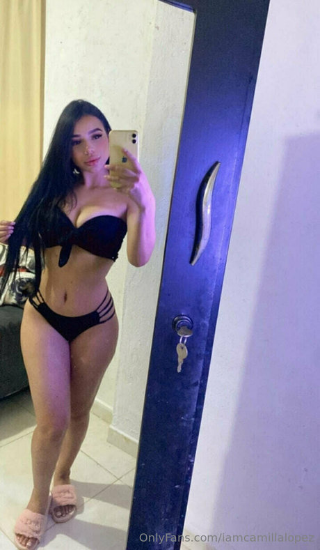 Nahá fotka uniklých OnlyFans od Iamcamillalopez