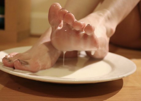 Theselilpiggie6
