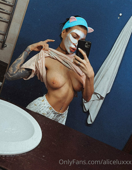 Candice Swanson