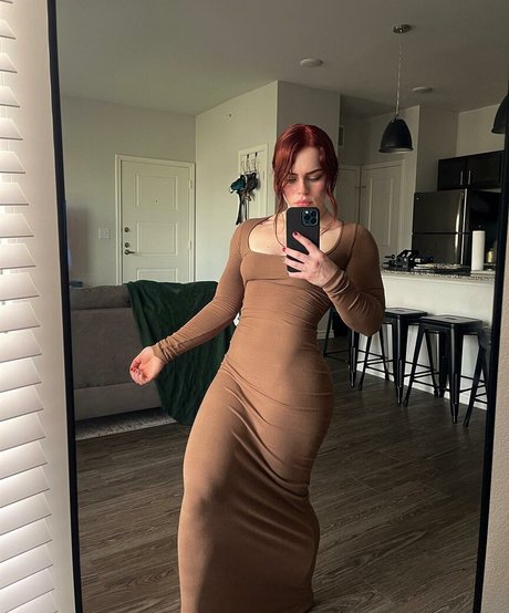 Ayshia Schisel  nude leaked OnlyFans photo