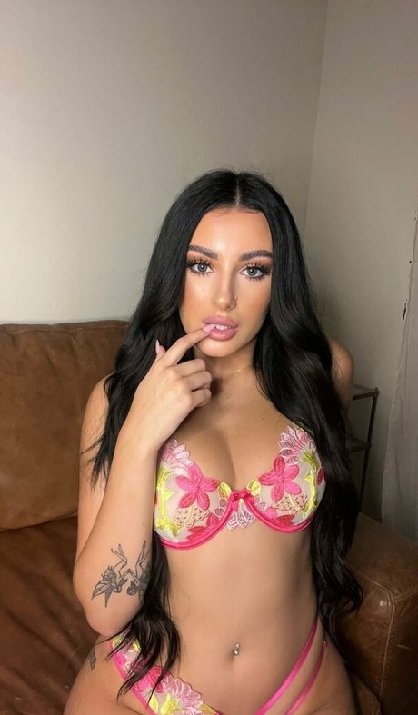 Raelynn77