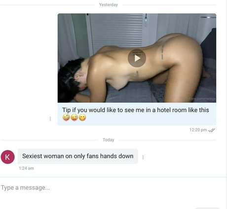 Naken lekkede OnlyFans-bilde av Nastyselene