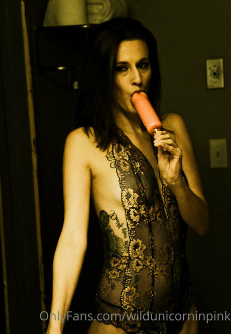 Wildunicorninpink