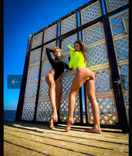 Naken läckt OnlyFans-bild av Luxury Mur