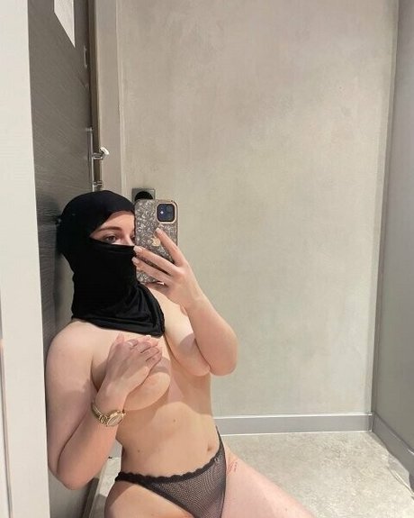 Naken lekkede OnlyFans-bilde av Alexisstormi