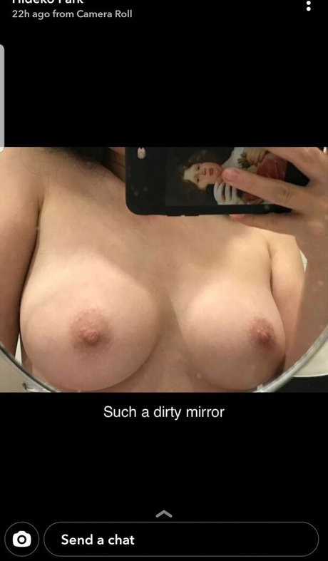 Naken lekkede OnlyFans-bilde av Alizeepo