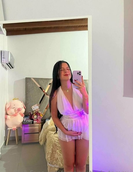 Naken läckt OnlyFans-bild av Babytammybg