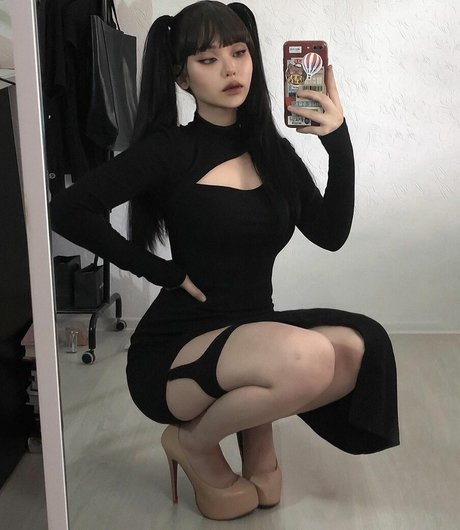 Nahá fotka uniklých OnlyFans od Wisexnja